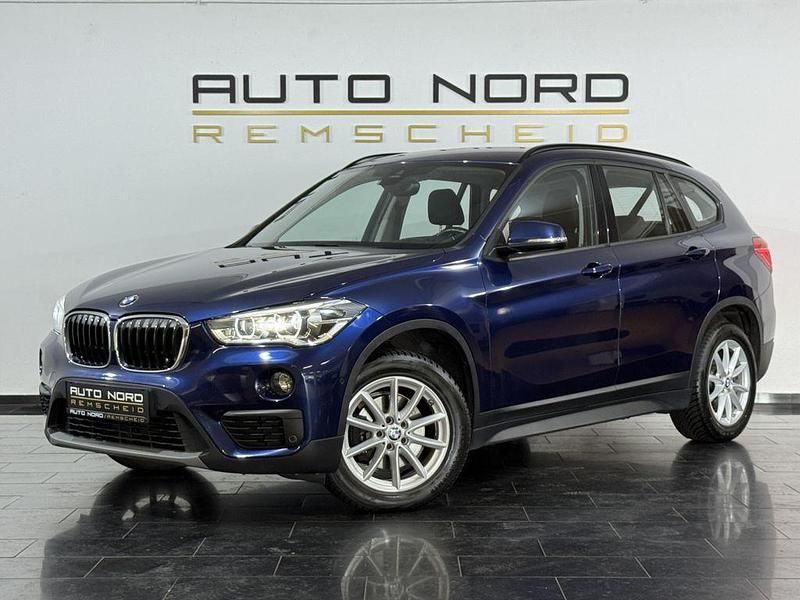 Blau Gebraucht 2017 BMW X1 Advantage SUV | 18.490 € (Fairer Preis) - Bild 1/4