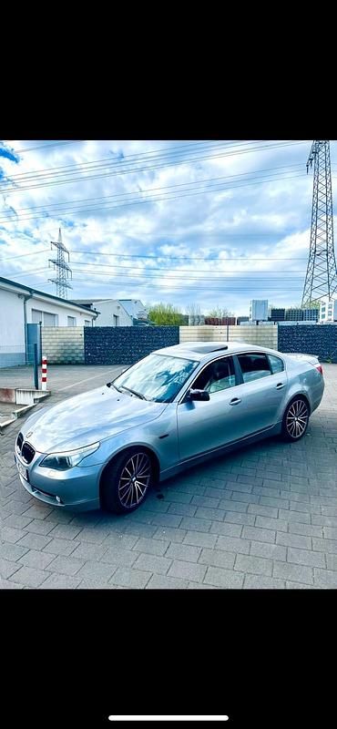 Gebraucht BMW 520 170 PS (125 kW) 2004 Silber Limousine