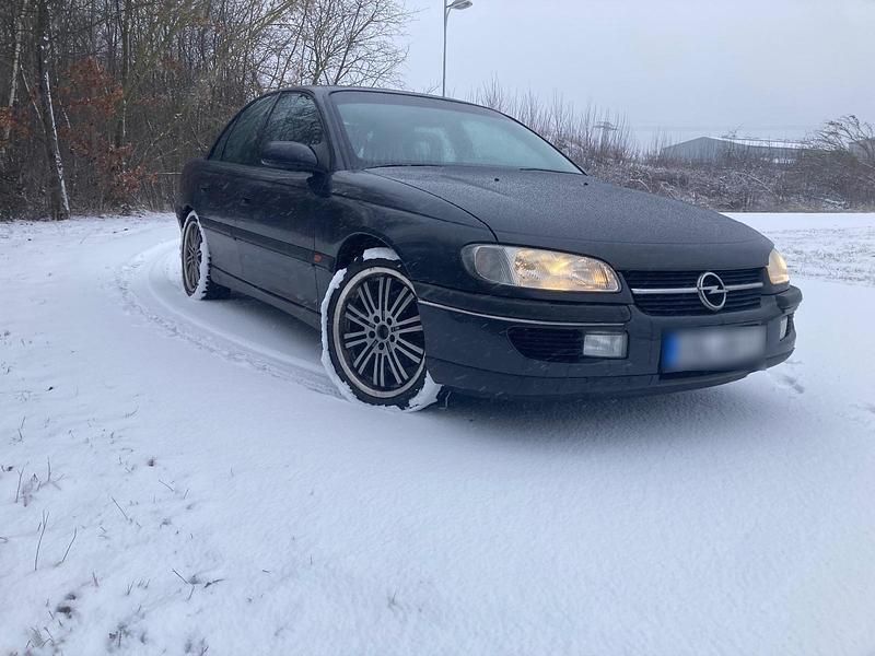 Gebraucht Opel Omega 211 PS (155 kW) 1997 Schwarz Limousine