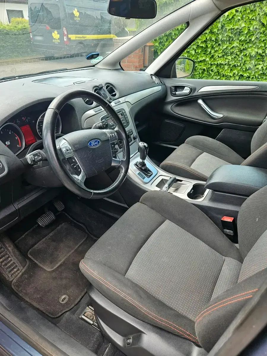 Gebraucht Ford S-MAX S 140 PS (102 kW) 2011 Andere farben Van / Kleinbus