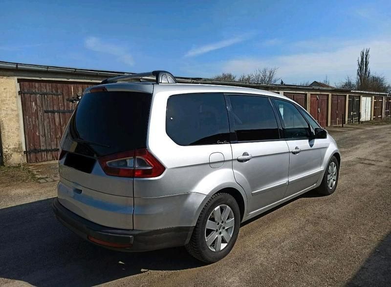 Usata Ford Galaxy 140 CV (102 kW) 2009 Argento Monovolume