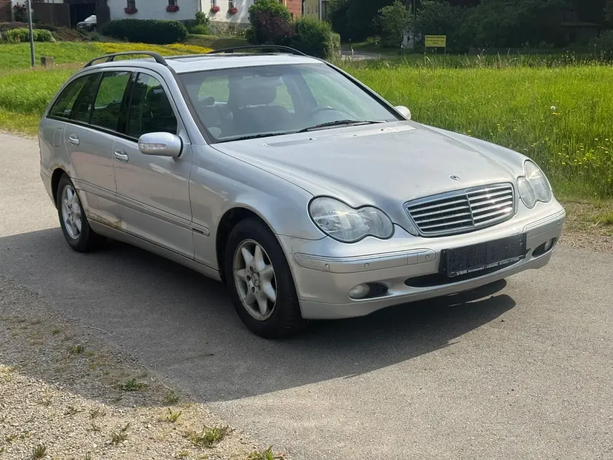 Gebraucht Mercedes C200 Elegance 163 PS (119 kW) 2002 Silber Kombi