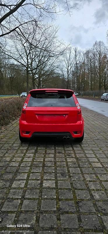 Gebraucht Ford Fiesta ST-Line 101 PS (74 kW) 2005 Rot Kleinwagen