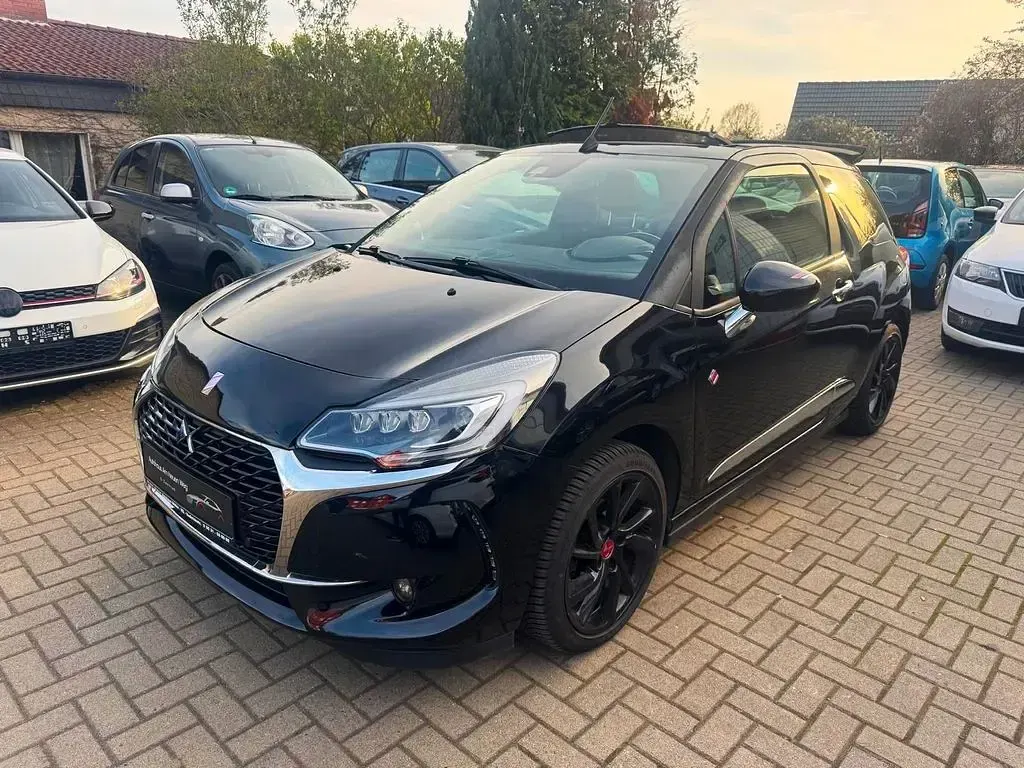 Gebraucht DS Automobiles DS3 Cabriolet Performance 110 PS (80 kW) 2018 Schwarz Cabrio