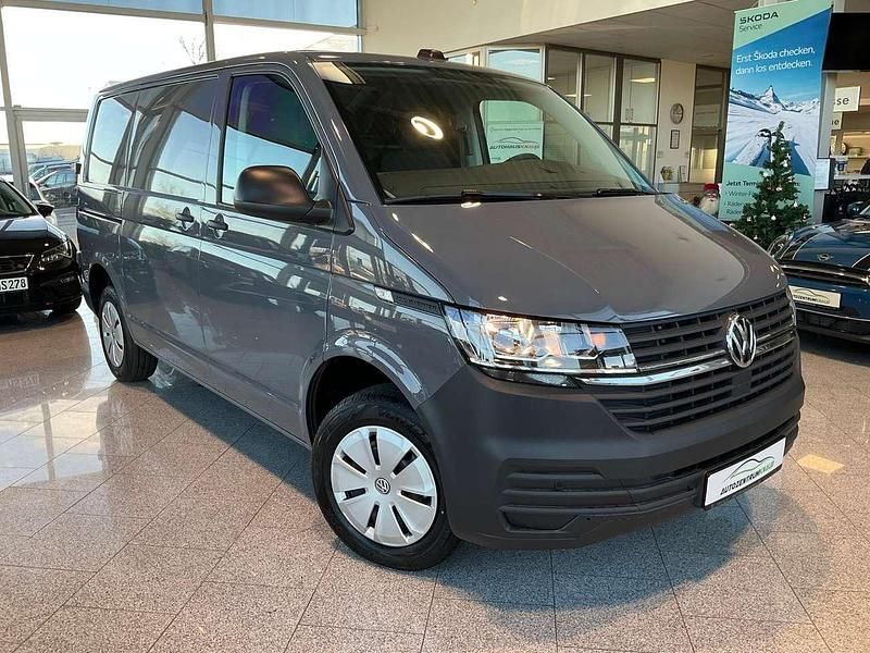 Gebraucht VW Transporter 150 PS (110 kW) 2024 Pure grey Van