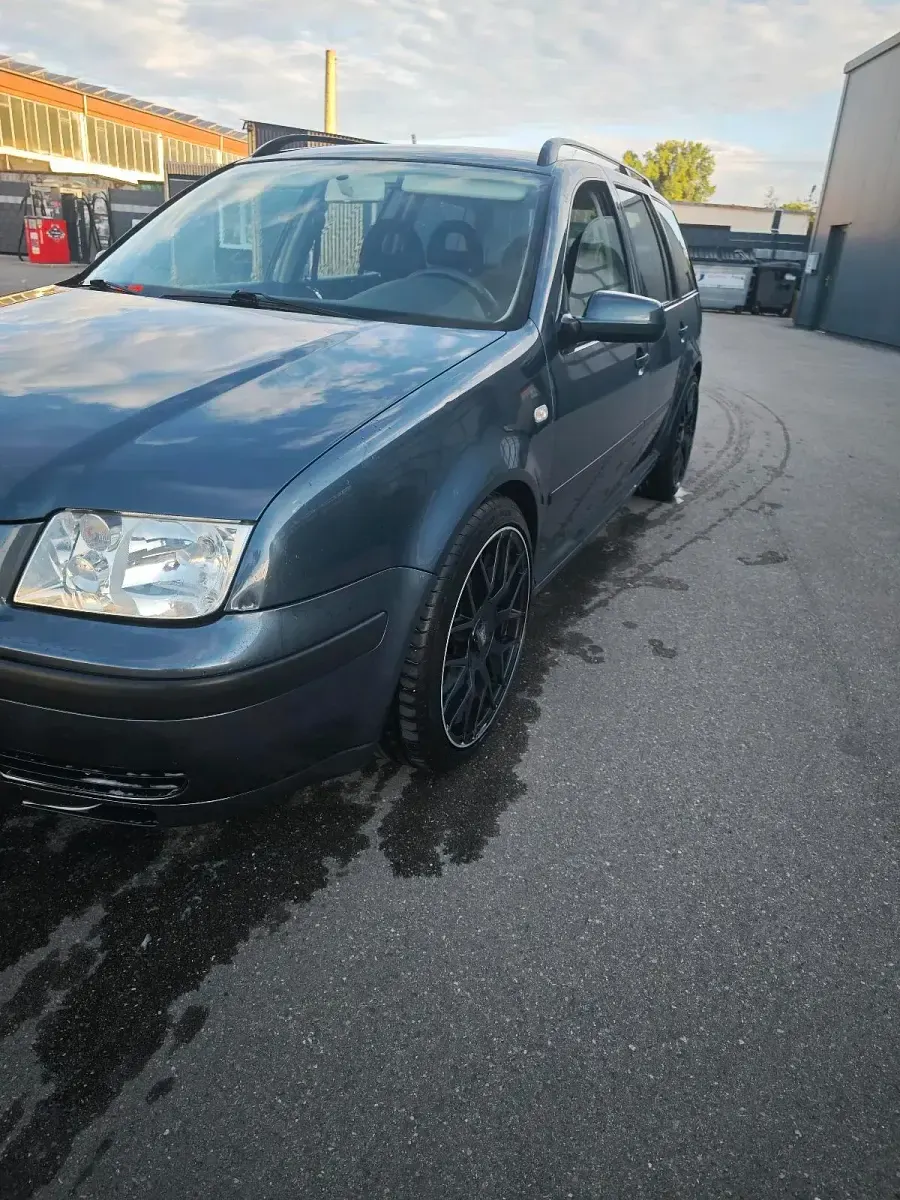 Gebraucht VW Bora 105 PS (77 kW) 2001 Andere farben Kombi