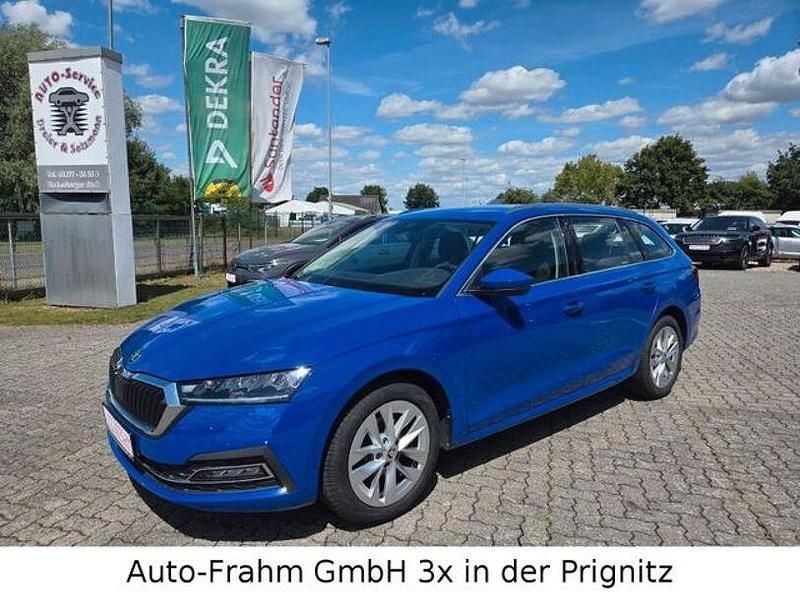 Blau Gebraucht 2021 Skoda Octavia Style Kombi | 21.290 € (Guter Preis) - Bild 1/4