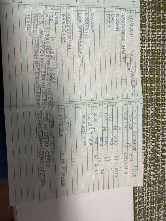 Gebraucht Nissan Navara Comfort 171 PS (125 kW) 2007 Grau Abholung