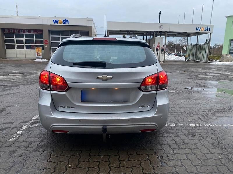 Gebraucht Chevrolet Cruze 124 PS (91 kW) 2013 Silber Kombi