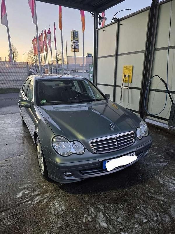 Gebraucht Mercedes C180 143 PS (105 kW) 2007 Limousine