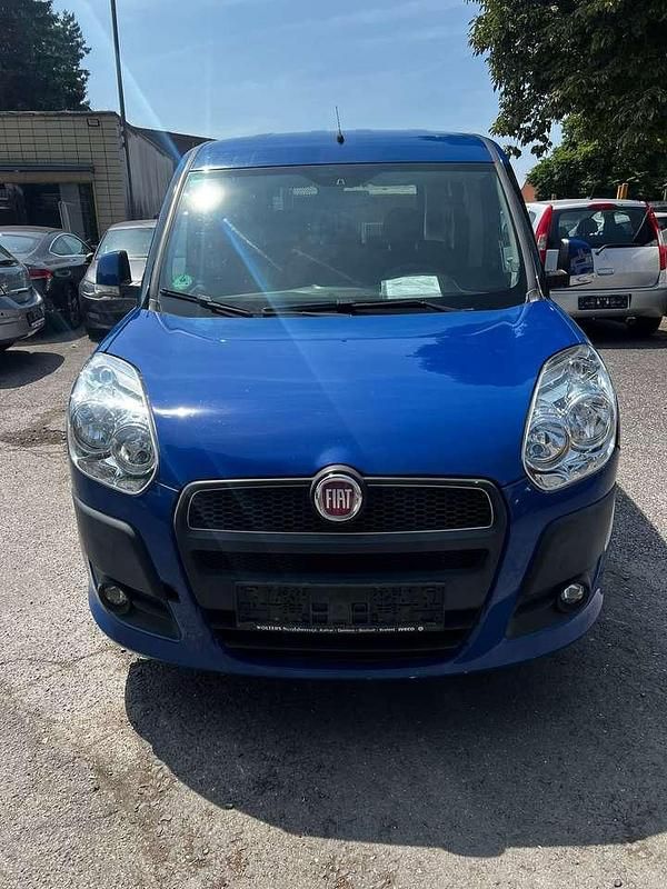 Blau Gebraucht 2012 Fiat Doblò Pop Van / Kleinbus | 5.100 € (Guter Preis) - Bild 1/4