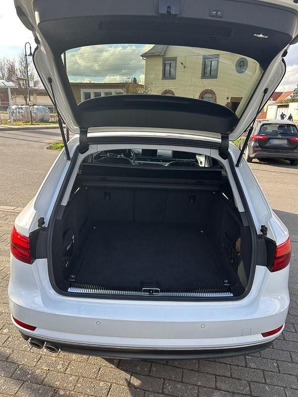 Gebraucht Audi A4 Sport 190 PS (139 kW) 2016 Weiß Kombi