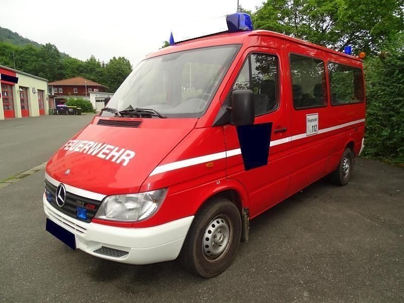 Rot Gebraucht 2000 Mercedes Sprinter Van | 8.500 € (Guter Preis) - Bild 1/4