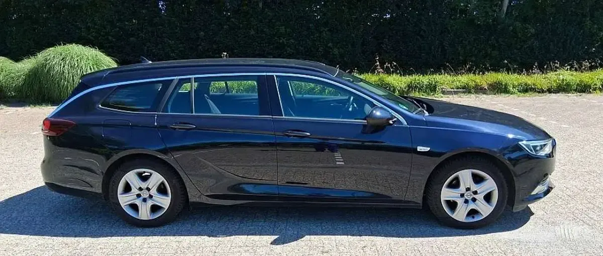 Gebraucht Opel Insignia Edition 110 PS (80 kW) 2018 Blau Kombi