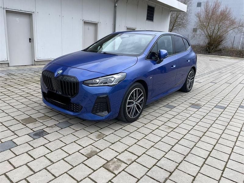 Gebraucht BMW 218 M Sport 150 PS (110 kW) 2022 Blau Van / Kleinbus