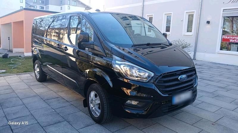 Second-hand Ford Transit Custom 107 CP (78 kW) 2020 Negru Monovolum