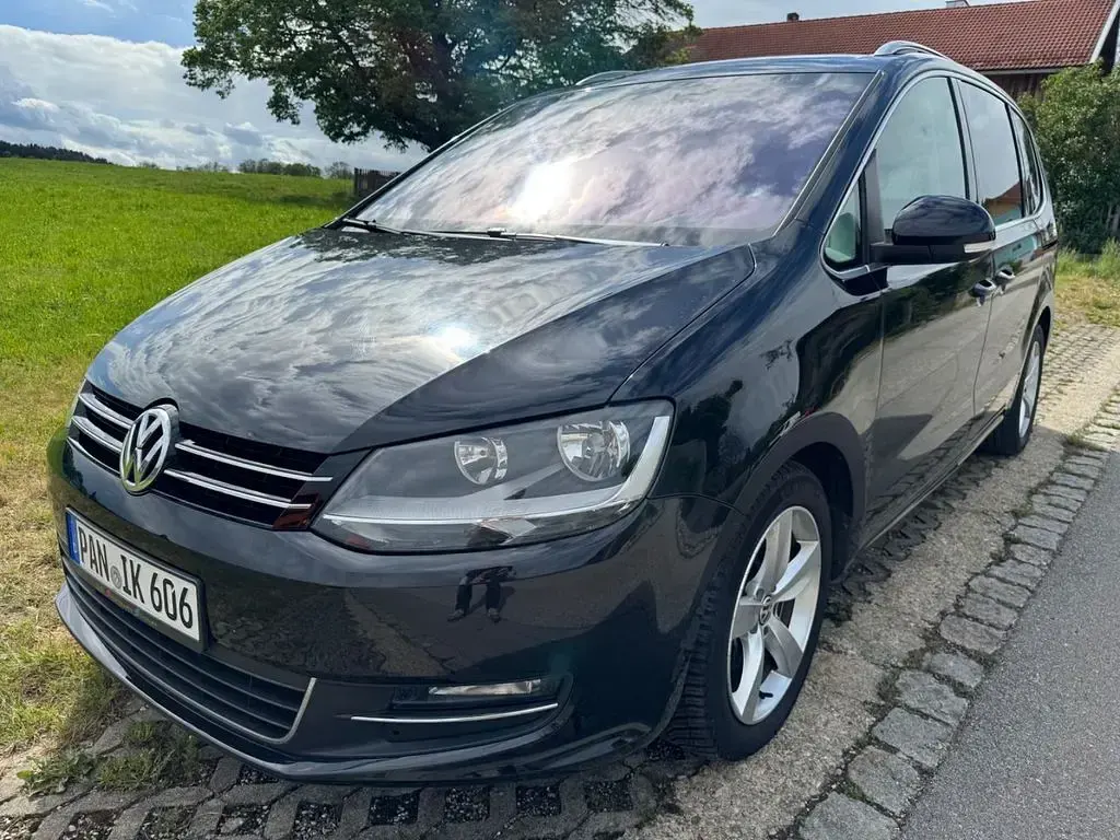 Gebraucht VW Sharan Highline 140 PS (102 kW) 2015 Schwarz Van / Kleinbus