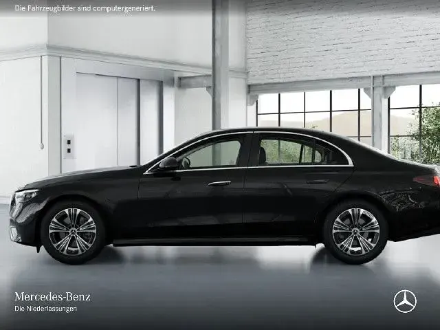 Second-hand Mercedes E200 Advanced 204 CP (150 kW) 2025 Negru Berlinǎ