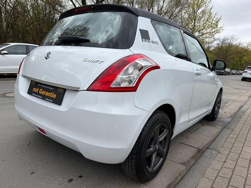 Gebraucht Suzuki Swift 94 PS (69 kW) 2013 Weiß Kleinwagen
