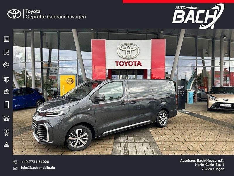 Grau Gebraucht 2024 Toyota Proace Verso Team Kombi | 43.990 € (Fairer Preis) - Bild 1/4
