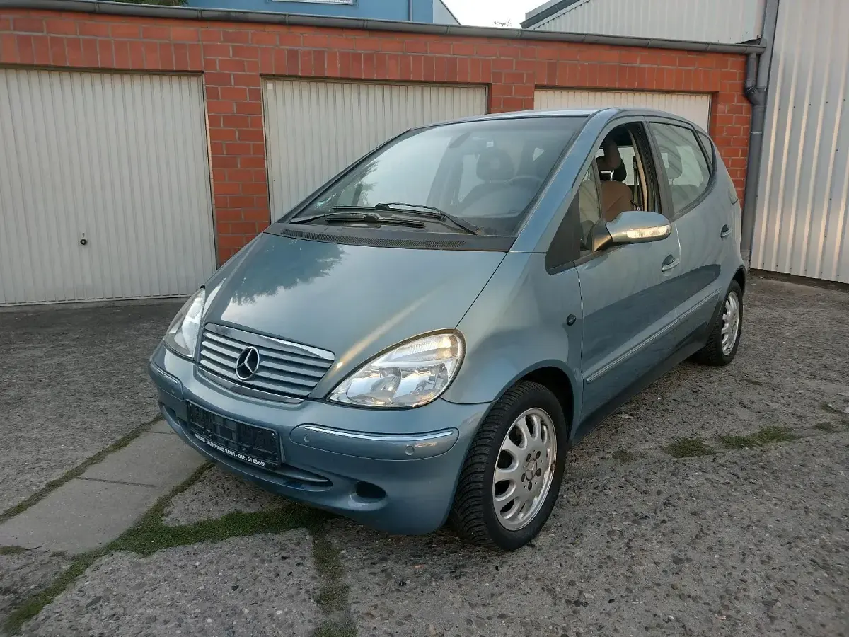 Gebraucht Mercedes A140 80 PS (58 kW) 2026 Grau Kleinwagen
