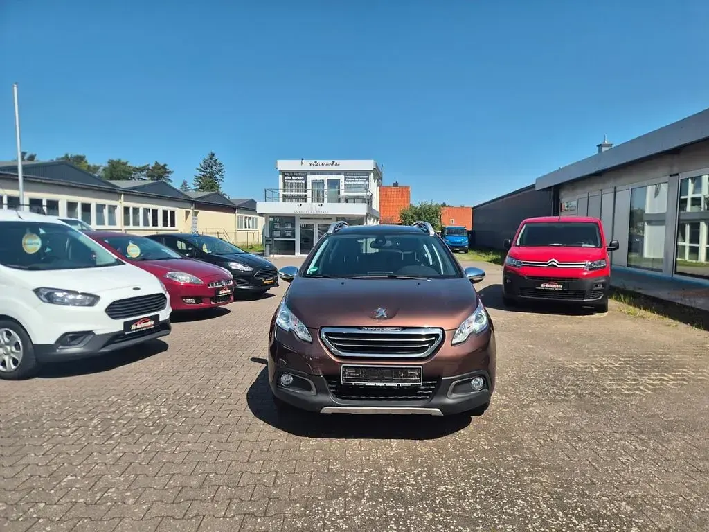 Gebraucht Peugeot 2008 Allure 120 PS (88 kW) 2015 Braun SUV