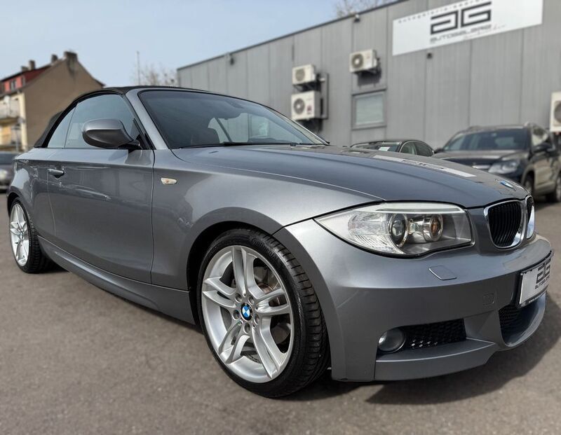 Grau Gebraucht 2011 BMW 120 Cabriolet M Sport Cabrio | 11.700 € (Fairer Preis) - Bild 1/4