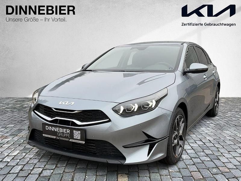 Neu Kia Ceed 140 PS (102 kW) 2025 Silber (metallic) Kleinwagen