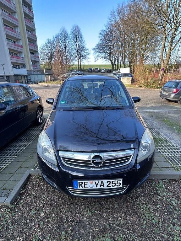 Gebraucht Opel Zafira Innovation 140 PS (102 kW) 2008 Schwarz Van / Kleinbus