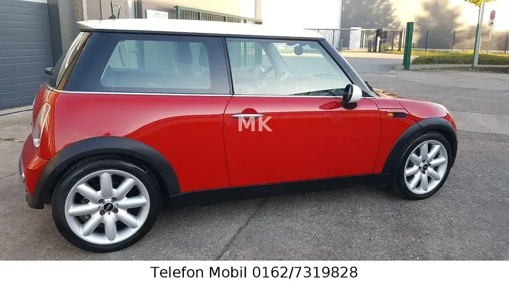 Używany Mini Cooper 116 KM (85 kW) 2003 Czerwony Hatchback