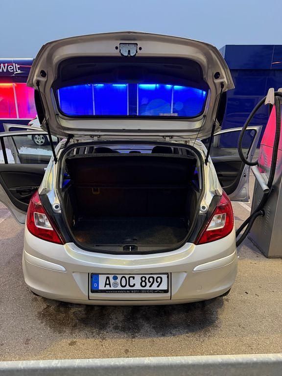 Gebraucht Opel Corsa 60 PS (44 kW) 2008 Limousine