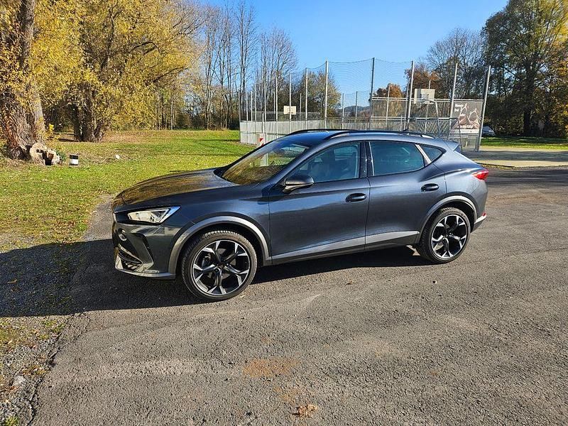 Grau Gebraucht 2023 Cupra Formentor SUV | 24.499 € (Guter Preis) - Bild 1/4