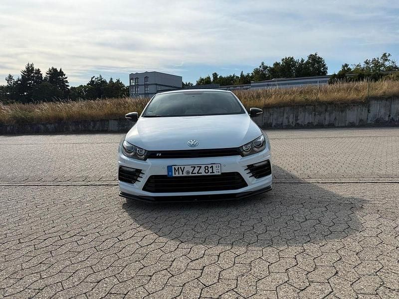 Gebraucht VW Scirocco R 280 PS (205 kW) 2017 Weiß Coupé