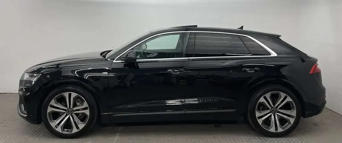 Usata Audi Q8 S-Line 231 CV (169 kW) 2023 Nero SUV