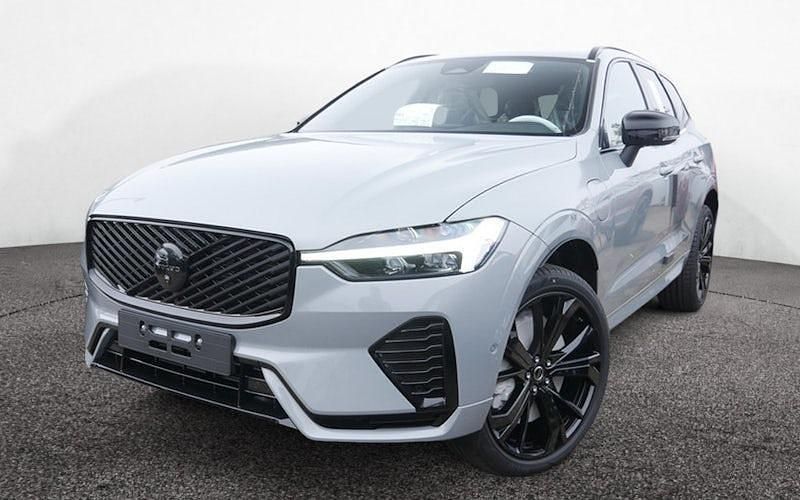Neu Volvo XC60 Plus 455 PS (334 kW) 2025 Grau SUV
