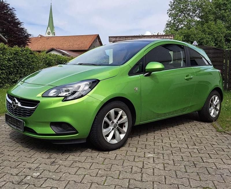 Grün Gebraucht 2016 Opel Corsa drive Kleinwagen | 6.800 € (Guter Preis) - Bild 1/4