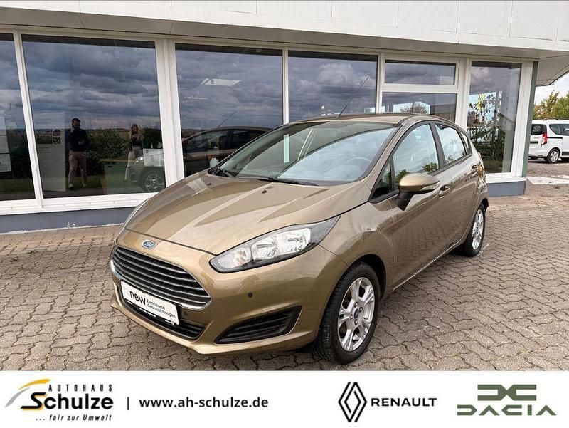 Castanobraun metallic Gebraucht 2014 Ford Fiesta SYNC Edition Kleinwagen | 7.490 € (Etwas zu teuer) - Bild 1/4