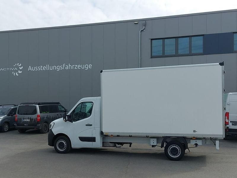 Gebraucht Renault Master 165 PS (121 kW) 2024 Mineralweiß Van