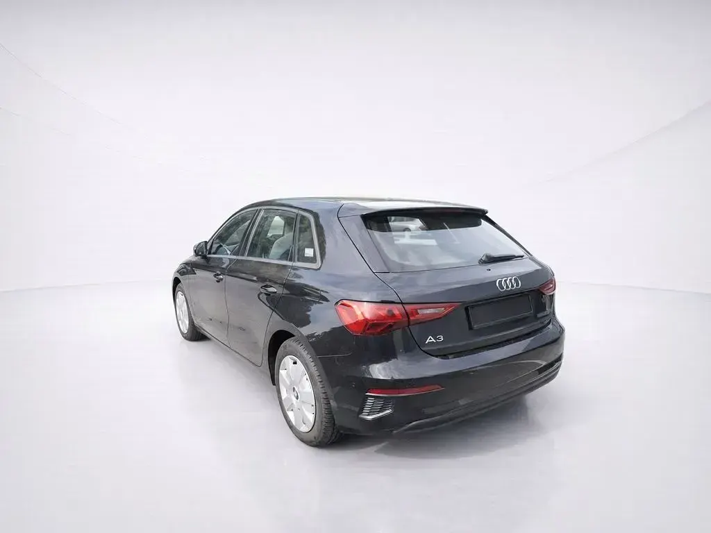 Gebraucht Audi A3 Basis 204 PS (150 kW) 2021 Schwarz Limousine