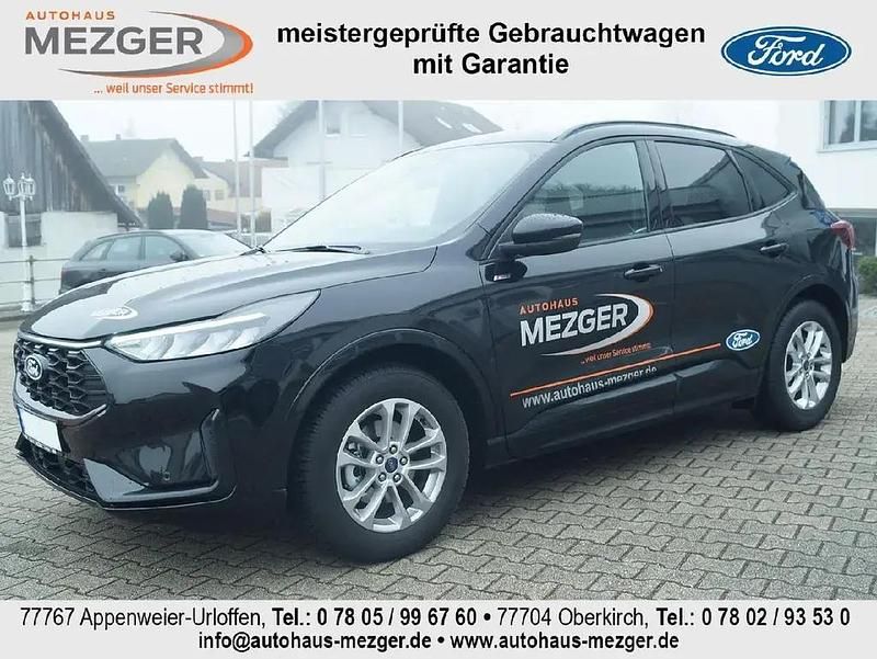 Gebraucht Ford Kuga ST-Line 179 PS (131 kW) 2024 Obsidianschwarz metallic SUV