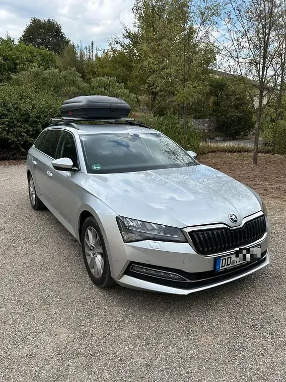 Gebraucht Skoda Superb Ambition 218 PS (160 kW) 2020 Silber Kombi