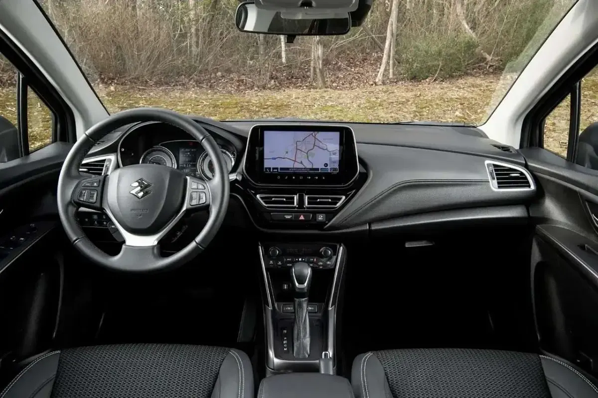 Neu Suzuki SX4 S-Cross Comfort+ 116 PS (85 kW) 2025 Cosmic black pearl SUV
