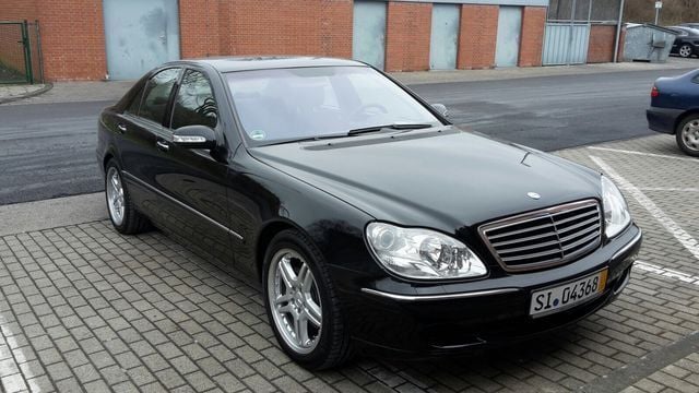 Gebraucht Mercedes S430 379 PS (278 kW) 2004 Schwarz metallic Limousine