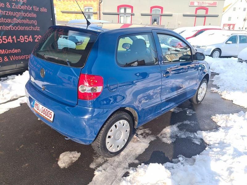 Usata VW Fox 54 CV (39 kW) 2008 Blu Utilitaria