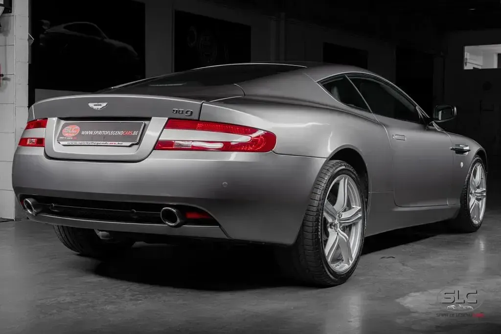 Gebraucht Aston Martin DB9 476 PS (350 kW) 2010 Grau