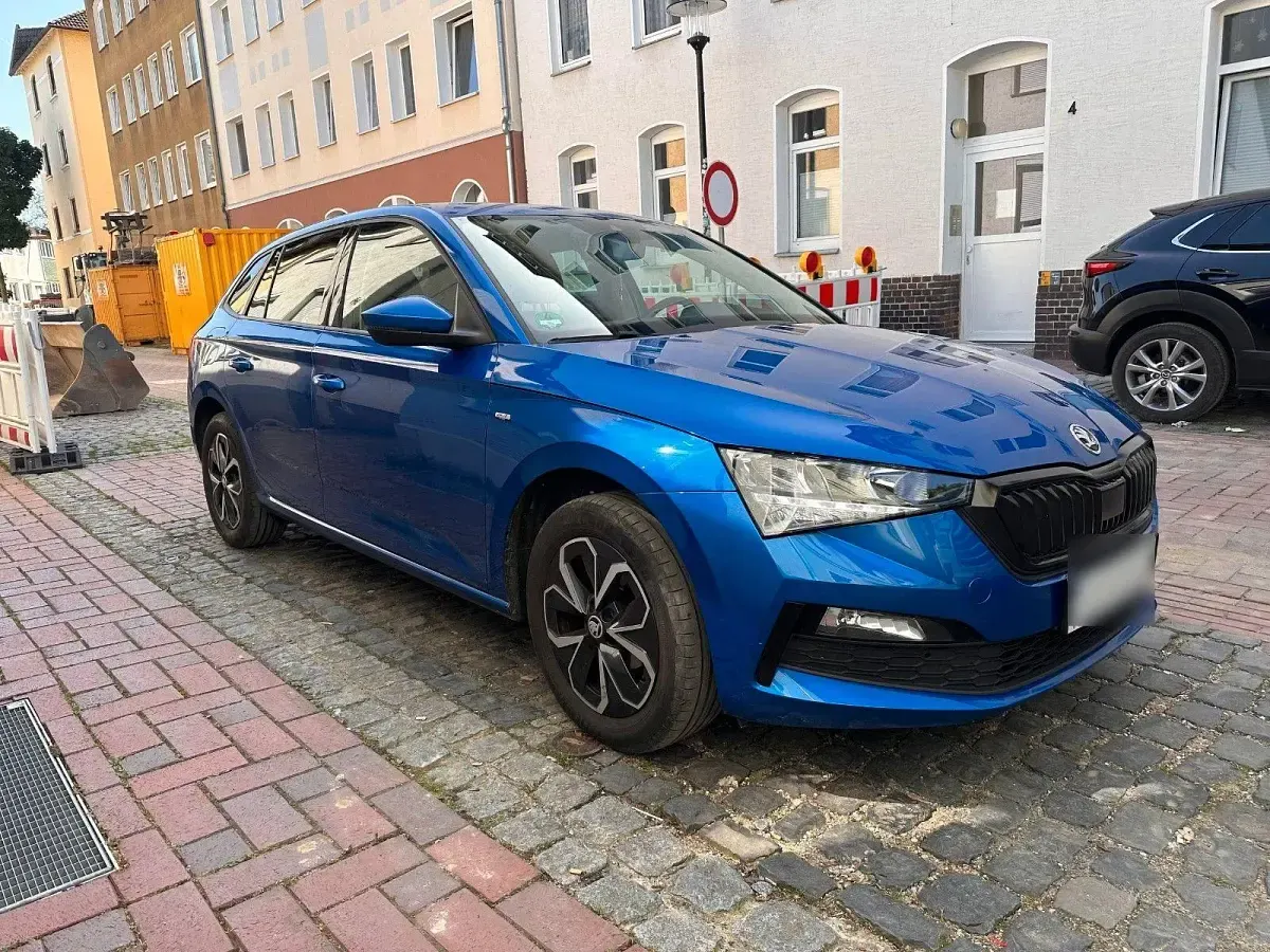 Gebraucht Skoda Scala 90 PS (66 kW) 2020 Blau Kleinwagen