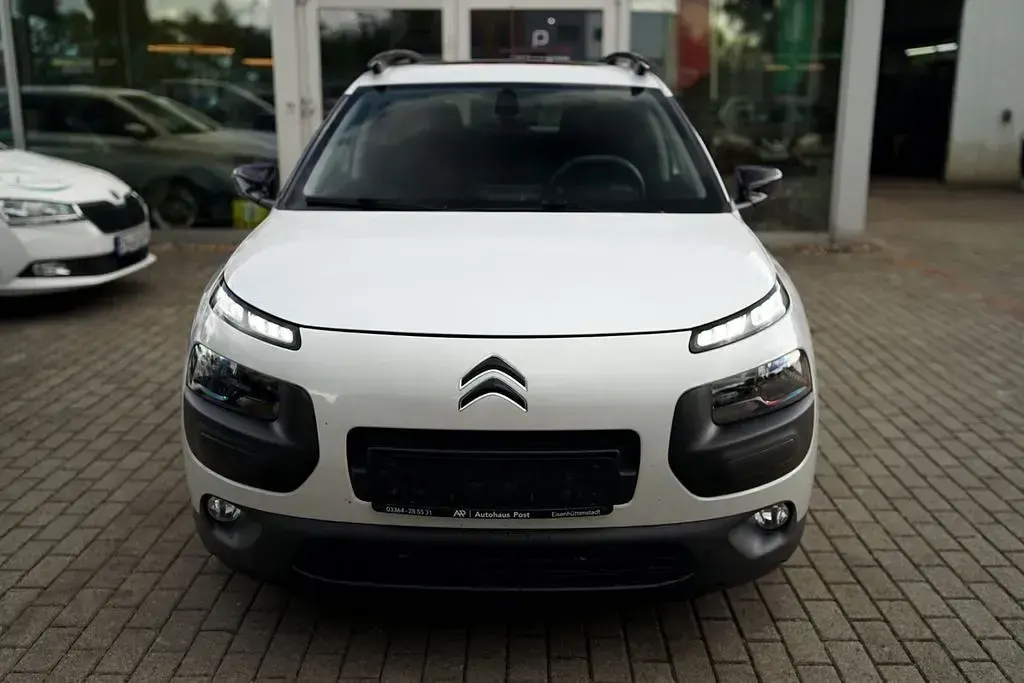Gebraucht Citroën C4 Shine 99 PS (72 kW) 2017 Weiß SUV