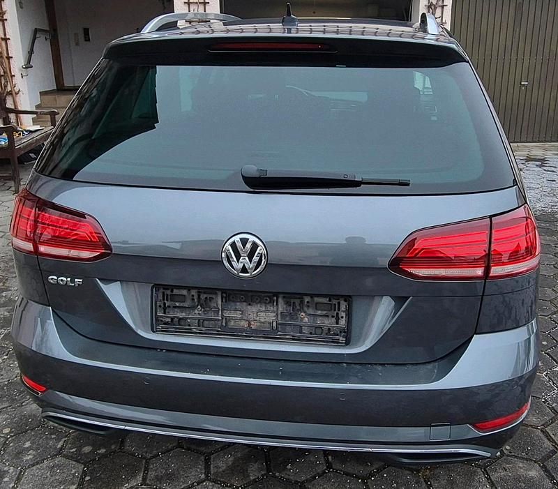 Gebraucht VW Golf VII IQ Drive 150 PS (110 kW) 2019 Grau Kombi