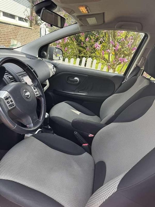 Second-hand Nissan Note Acenta 86 CP (63 kW) 2011 Hatchback