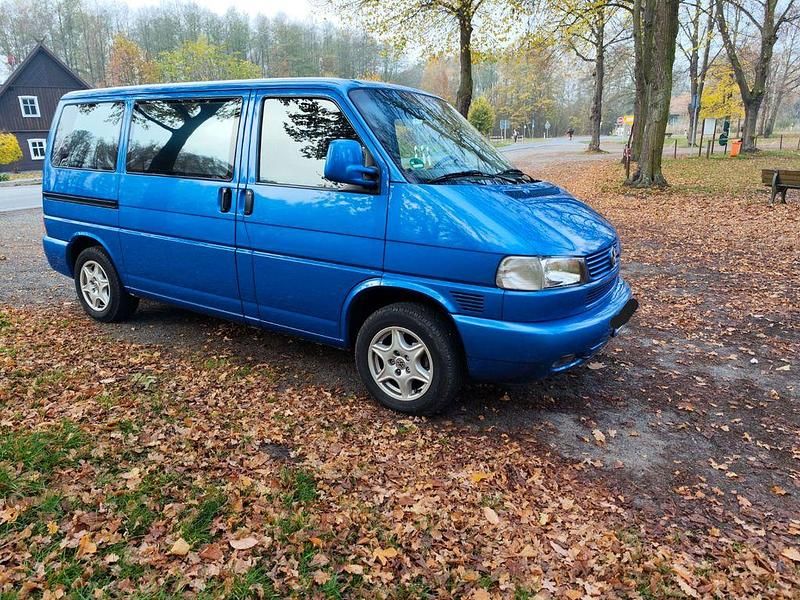 Gebraucht VW T4 102 PS (75 kW) 1999 Blau Van
